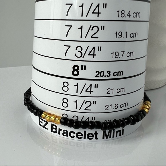 HAND CRAFTED Stretch Beaded Black and Gold Anklet 8.75” - Picture 7 of 12